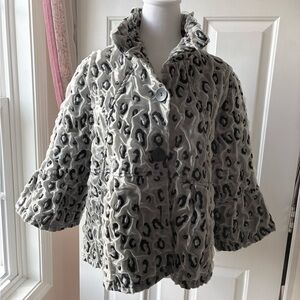 Damee Inc. Babydoll Jacket with 3/4 Sleeves Gray/Black Size M